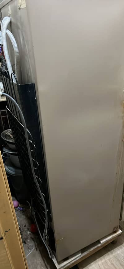 Dawlance Refrigerator Medium Size