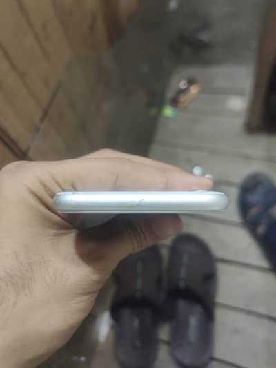 Iphone se 2020 PTA approved 128GB