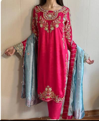 Melodic Tassels by SRA embroidery suite brand new condition