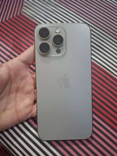 Apple iPhone 15 Pro Max