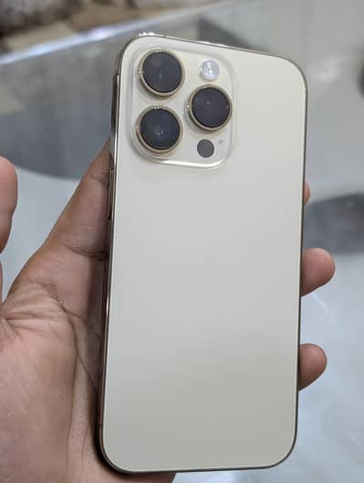 iphone 14 pro gold colour  jv LLA 128 gb 10by 10 battery health 93