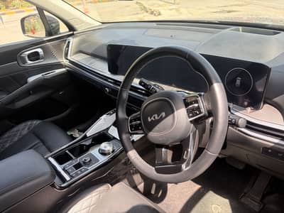 Kia Sorento 1.6 AWD HEV black