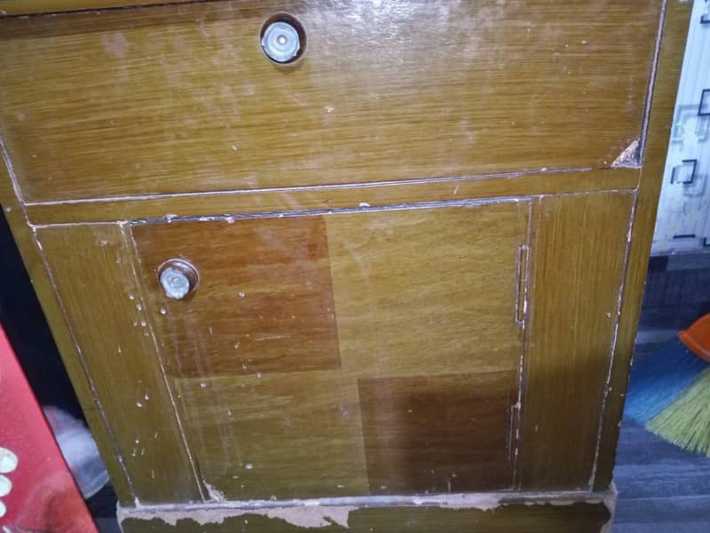 Bed Set With side table 2