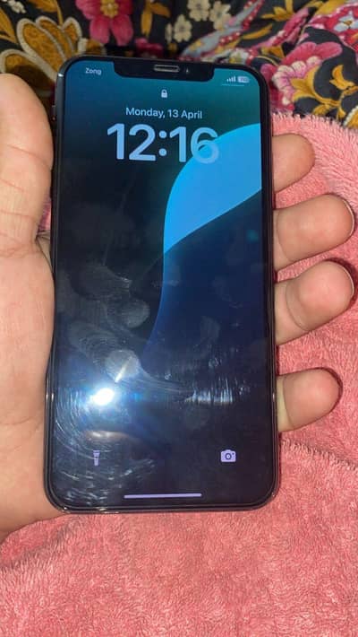 I phone xsmax whatapp number 03197367890