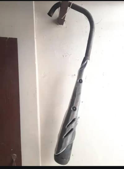 Assalamualaikum I am selling my CG 125 2019 origionl silencer