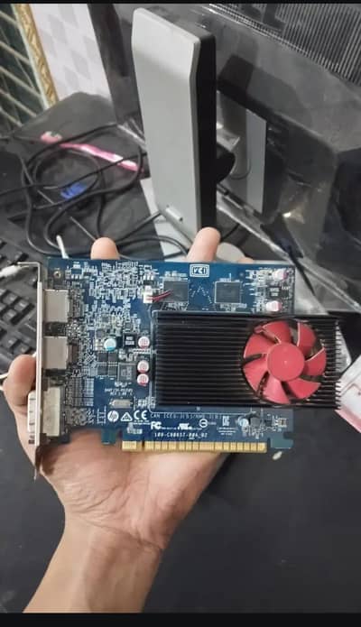 R9 M360 2GB GDDR5 128BIT PUBG. 120 FPS GTA V TEKKEN8   GOD OF WAR RUN