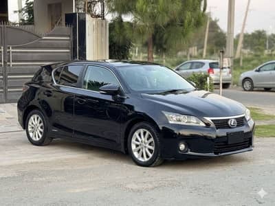 Lexus CT 200h