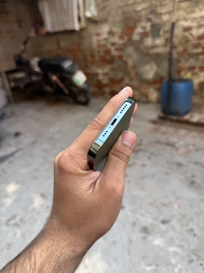 iPhone 13Pro Sim Working 6