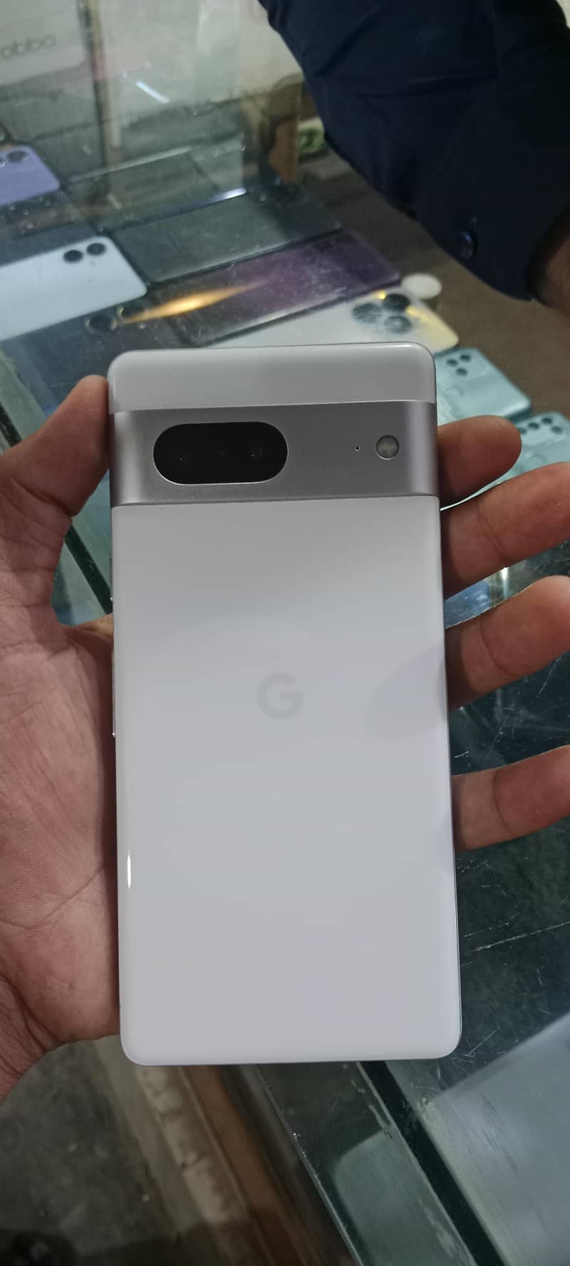 Pixel 7 0