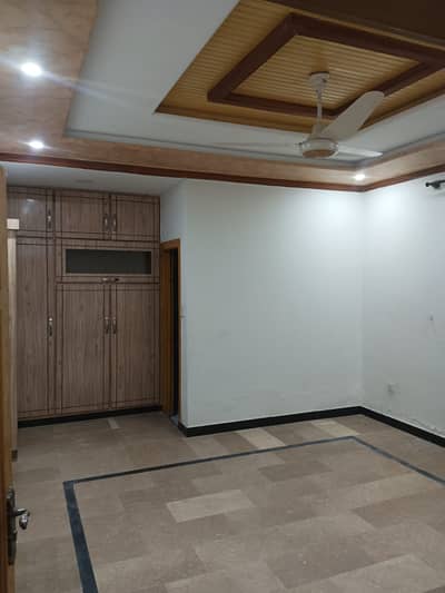 10 marla ground floor for rent