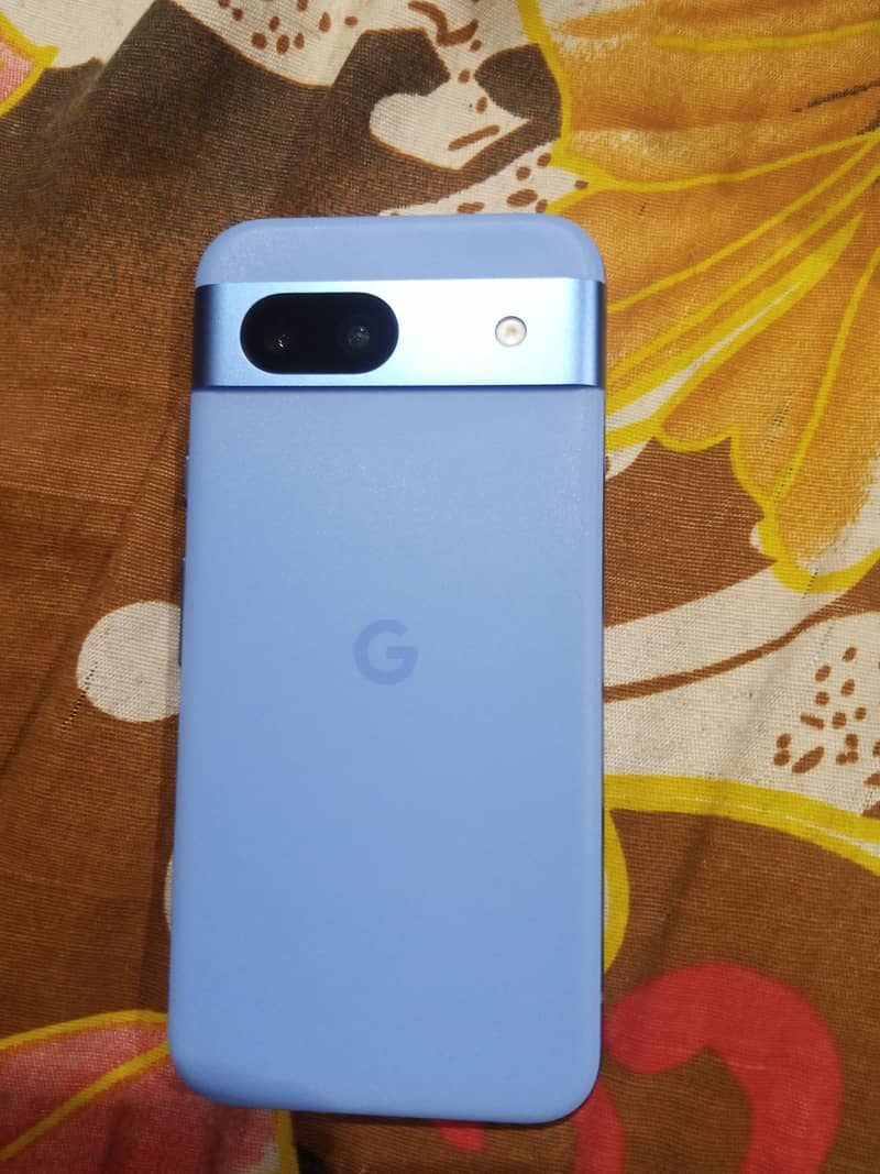 Google Pixel 8a 4