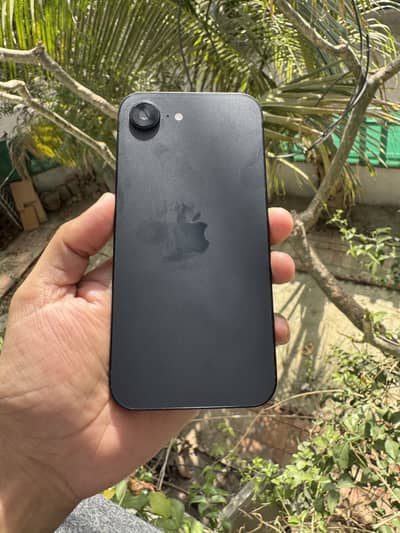 Iphone 16e Factory unlock LLA 128