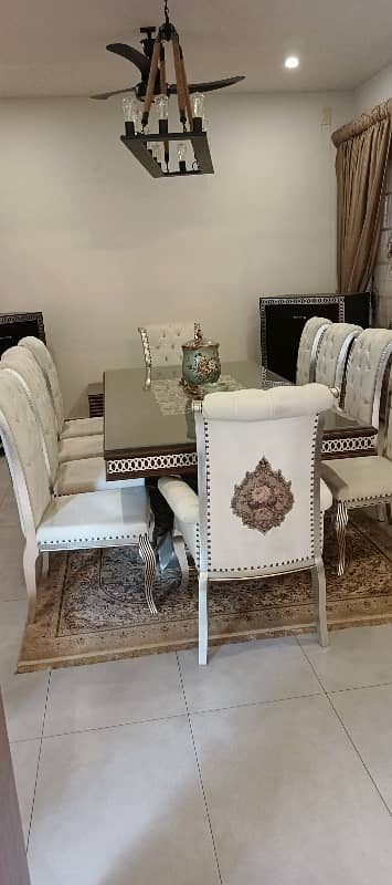 PHASE 6 1000 YARD FULLY FURNISHED BUNGALOW FOR RENT WITH POOL BASEMENT 4 BEDROOM ONLY FOR MULTI NATIONAL N FORNER CLIENT