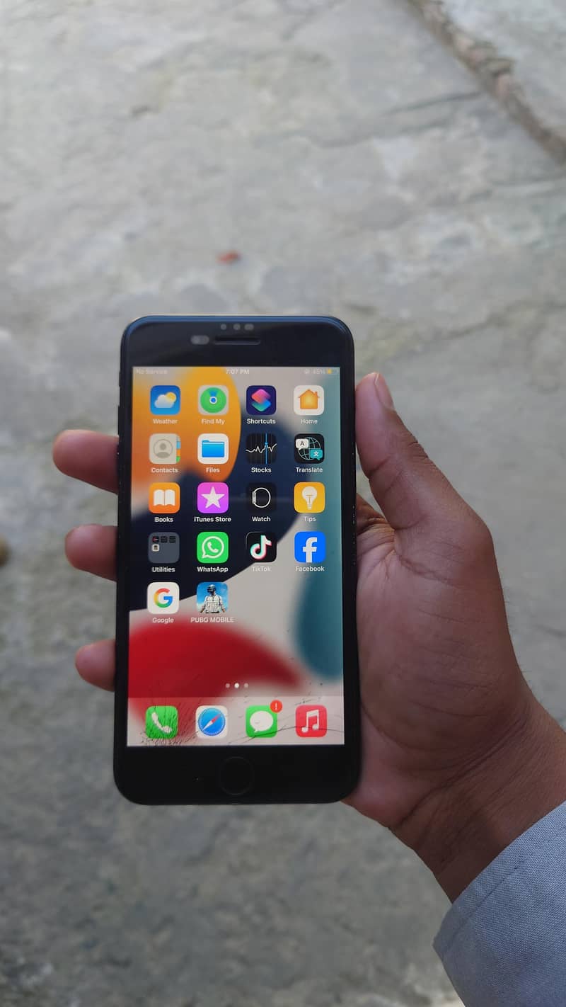 iphone 7plus 32gb bypas 1