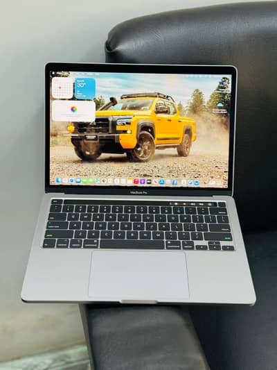 apple MacBook pro 2020 for sale core i7