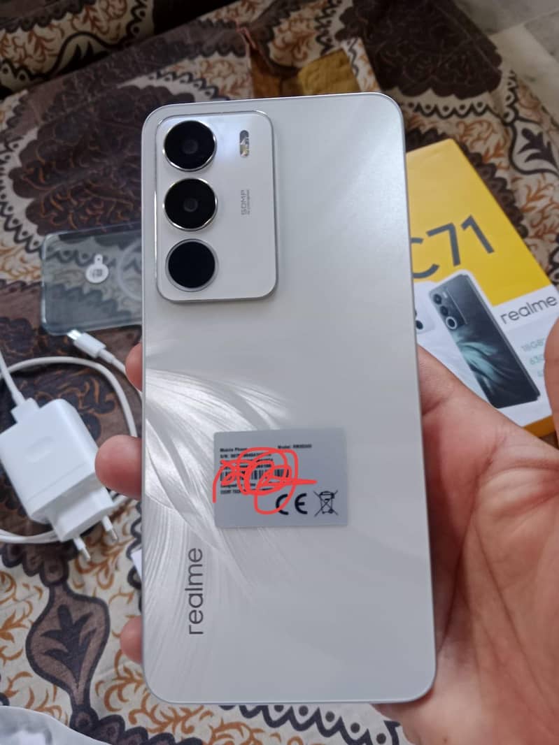 Realme C71 0