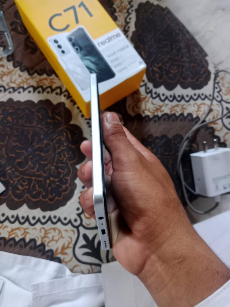 Realme C71 2
