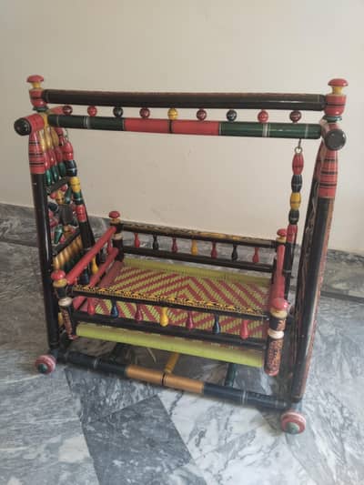 Wooden sleeping swing for babies