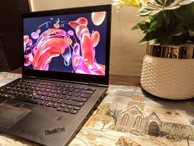 ThinkPad X1 Yoga Gen 3 | 2K WQHD Touch | i7-8th | 16GB | 512GB + FREE