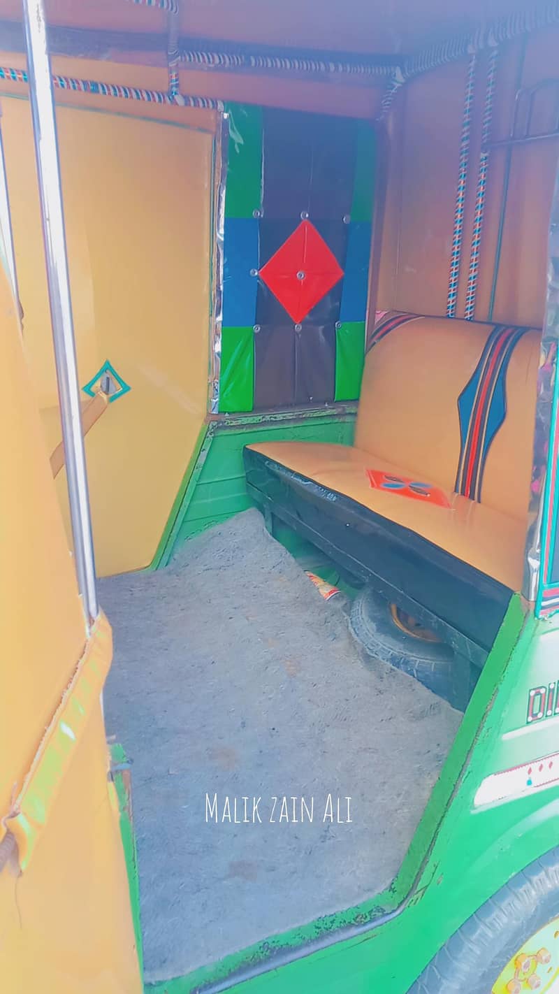 Auto ricksha. 3