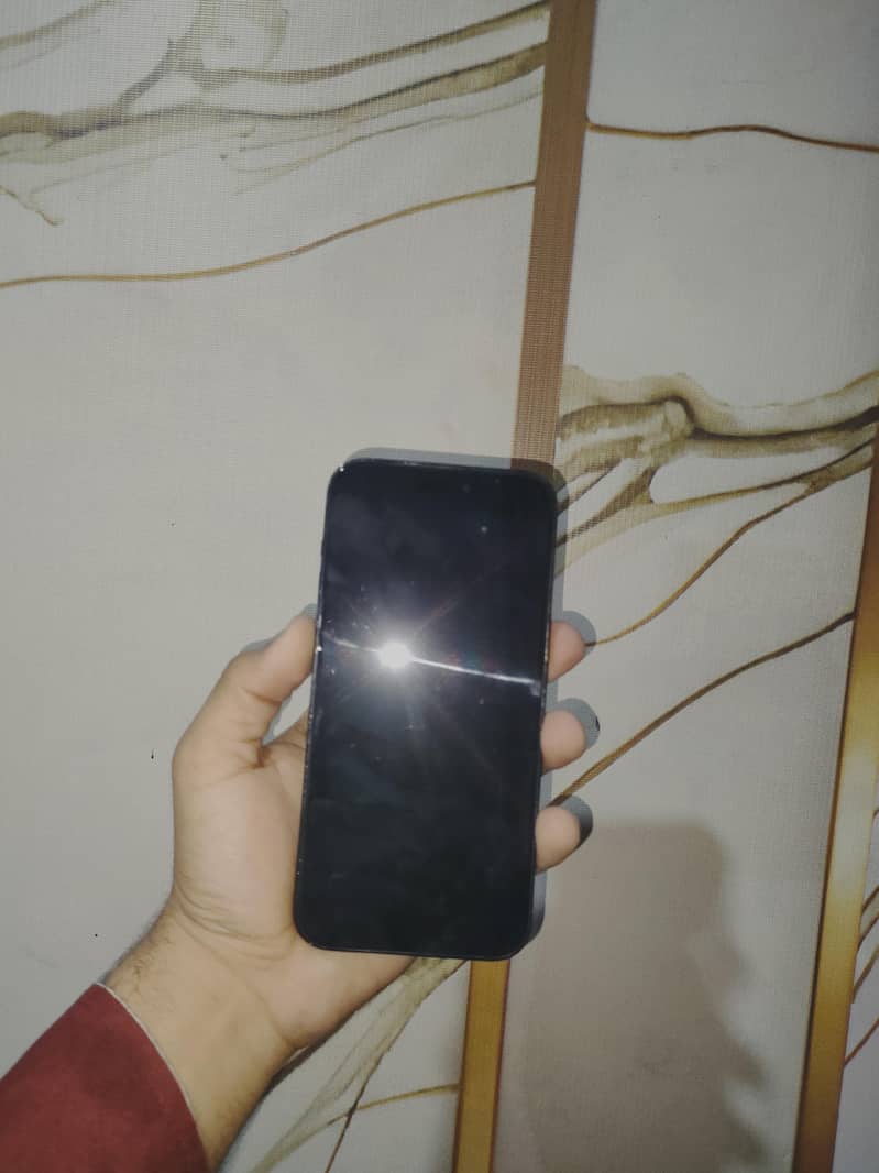 iphone 14 pro max 3