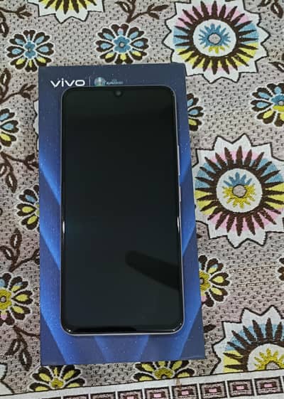 Vivo v21 new condition mobile
