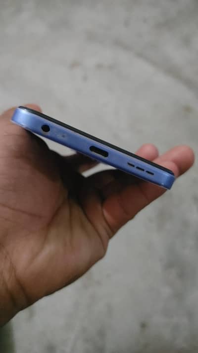 tecno spark40 6+4\128