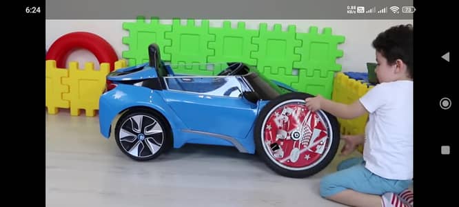 I female ki need ha korangi zaman town mein bachon KO samblna ha