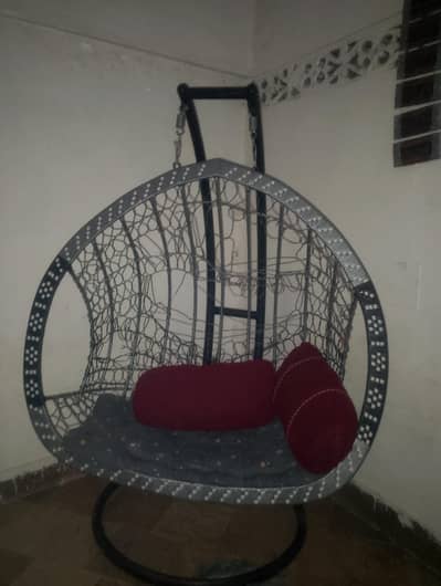 3 seater iron jhoola