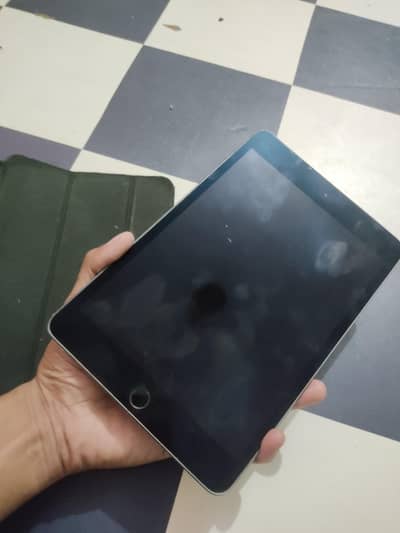 i pad mini 5  64gb with Box