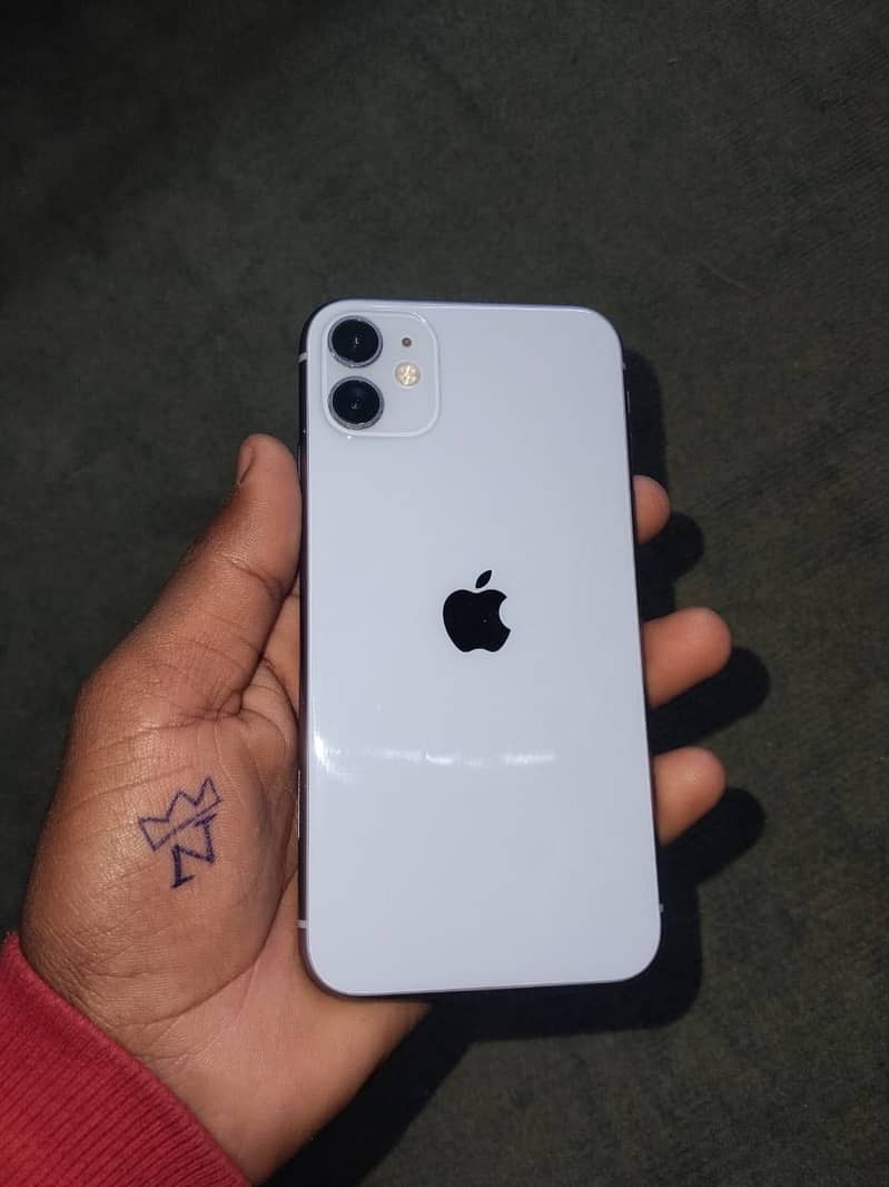 iPhone 11 10/10 betry 92 2