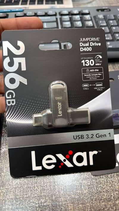 Lexar JumpDrive Dual Drive D400 USB 3.1 Type-C Flash Drive