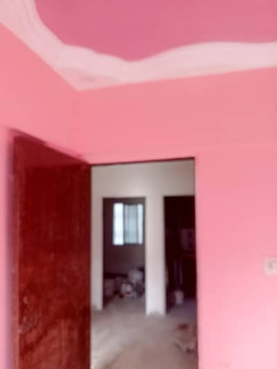 VIP 4 ROOM FIRST FLOOR LEASED FLAT MAIN 300FT ROAD FACING PROJECT FOR SALE IN FRONT OF POWER HOUSE CHOWRANGI IN NORTH KARACHI