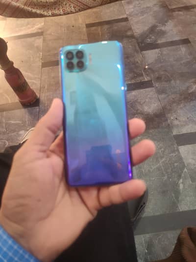 F17 pro 8gb 128gb. 0303/83/24. . . 249