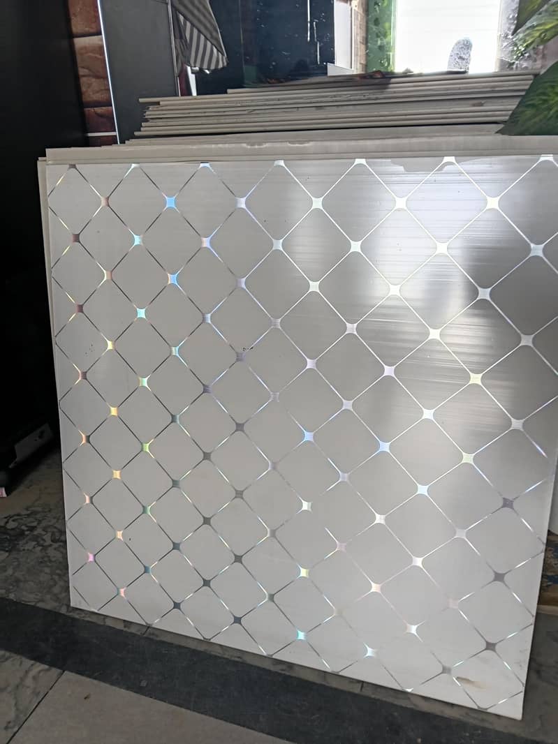 ceiling. . . . . 20*14 0