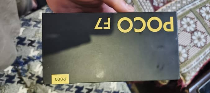 Poco f7 12 / 256