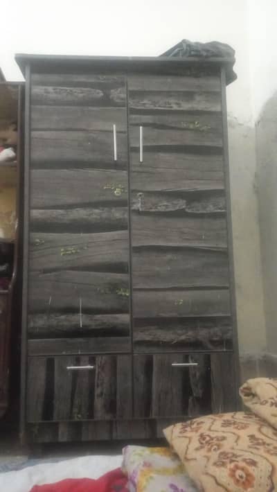 wardrobe condition 10/10