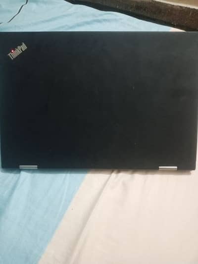 x1 yoga /core i5 7 gen