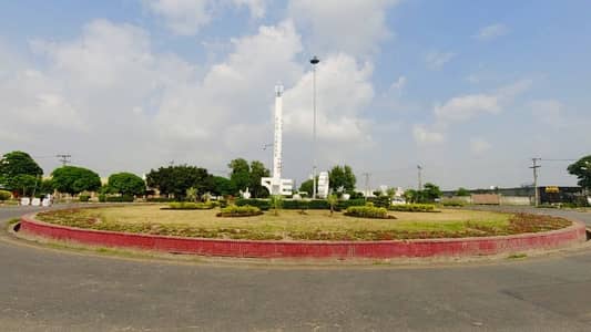 1 KANAL PLOT FOR SALE IN LDA AVENUE1 D BLOCK AT VERY HOT LOCATION