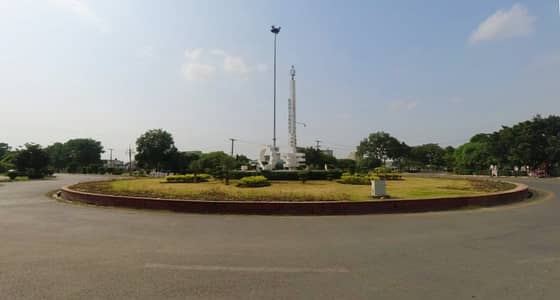 10 MARLA PLOT FOR SALE ON INVESTMENT PURPOSE IN LDA AVENUE1 G BLOCK