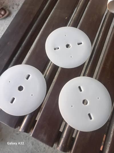 Holder tikki urgent sale