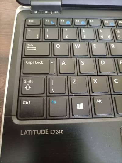 Dell Latitude E7240 Core i7 4th Gen 8GB Ram 128GB SSD 12.5" Screen