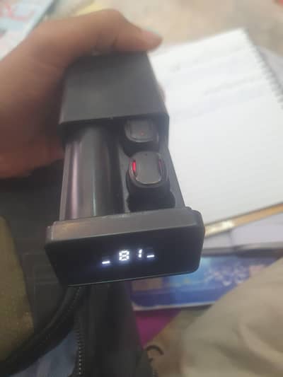 Earpods earbuds eardots  urgent sale