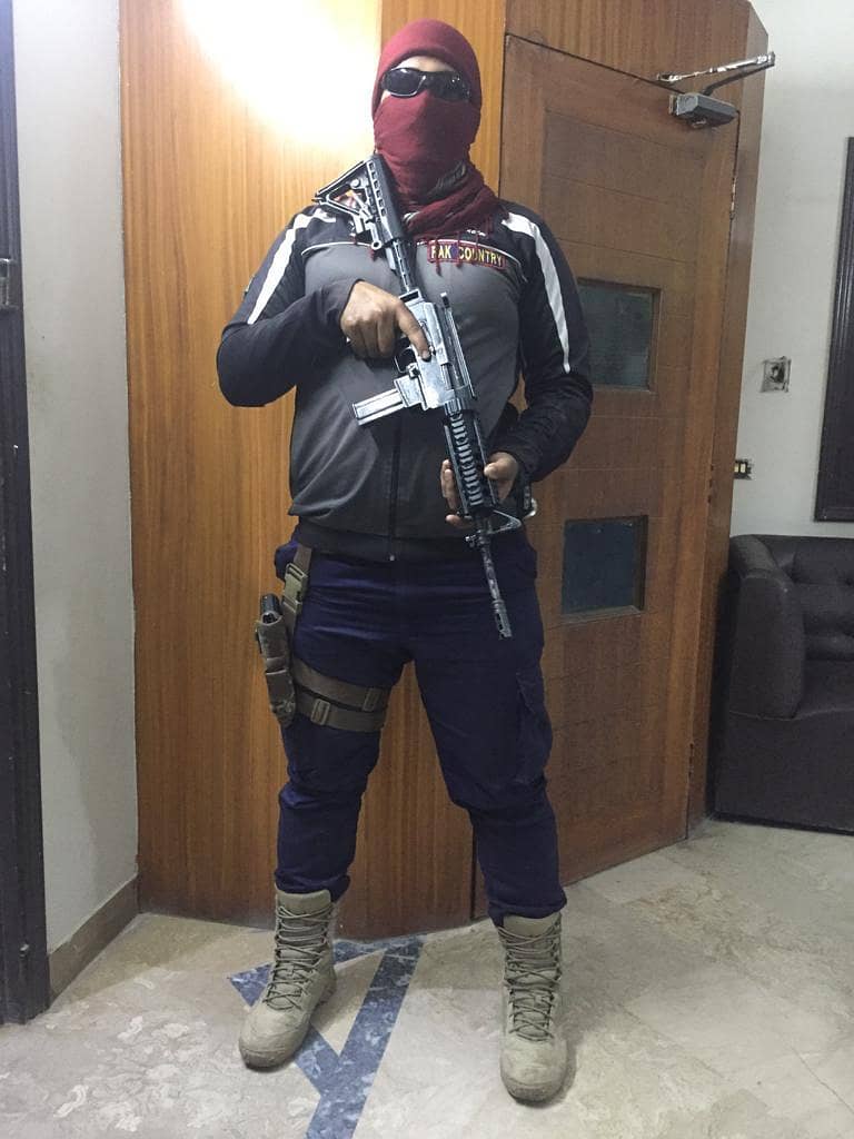 Armoured Guard Security services / Security Guard / Security Services 10