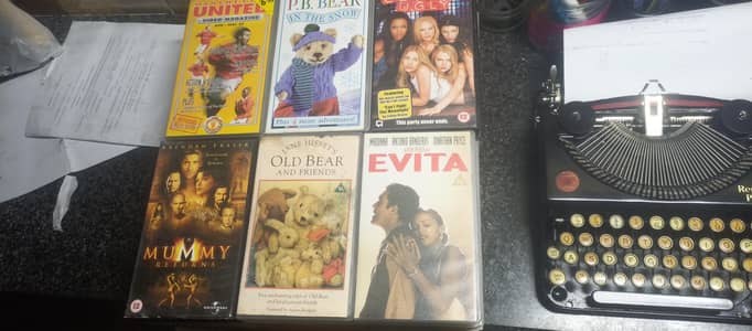 Retro Collection VHS Tape or VCR cassettes 03004331882