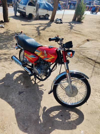 Honda 125 25/26 model for sell