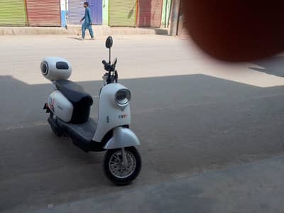 Evee. nisha ha. box wali. . invoice 5.04. 2026.