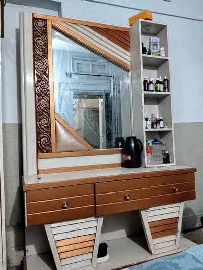 urgent sale contact 03105808455