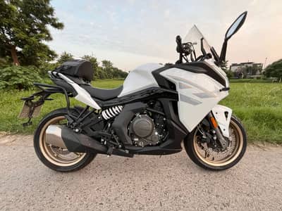 CF Moto GT650 Model 2023