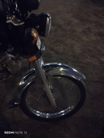 Honda CD 70  …. 03701453040